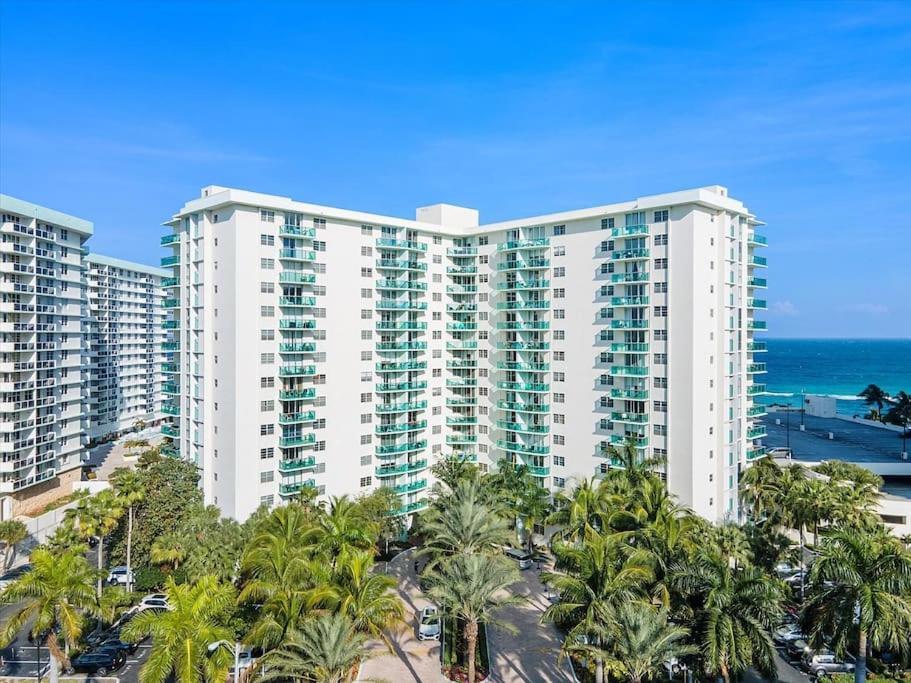 Beachfront 2 Bedroom At Tides Hollywood 8Th Floor المظهر الخارجي الصورة