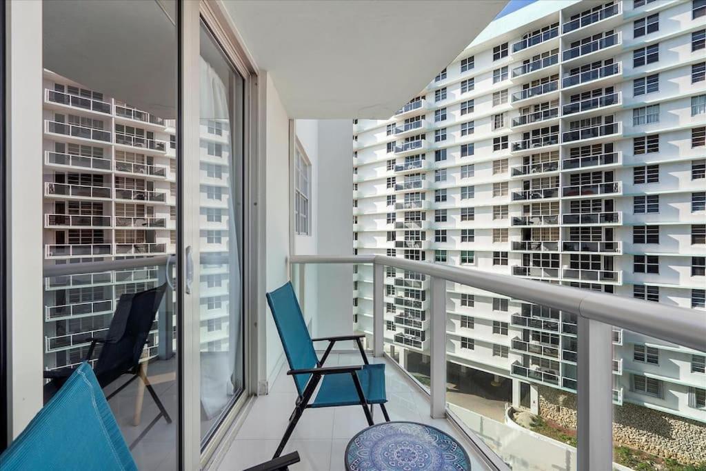 Beachfront 2 Bedroom At Tides Hollywood 8Th Floor المظهر الخارجي الصورة