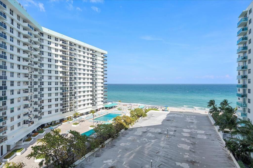 Beachfront 2 Bedroom At Tides Hollywood 8Th Floor المظهر الخارجي الصورة