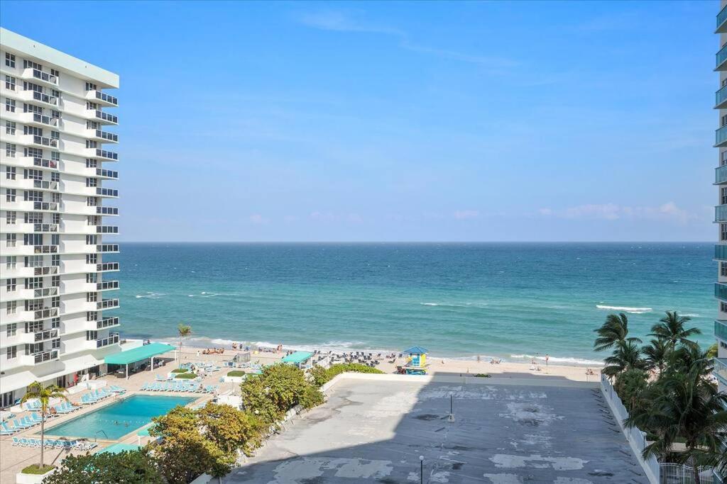 Beachfront 2 Bedroom At Tides Hollywood 8Th Floor المظهر الخارجي الصورة