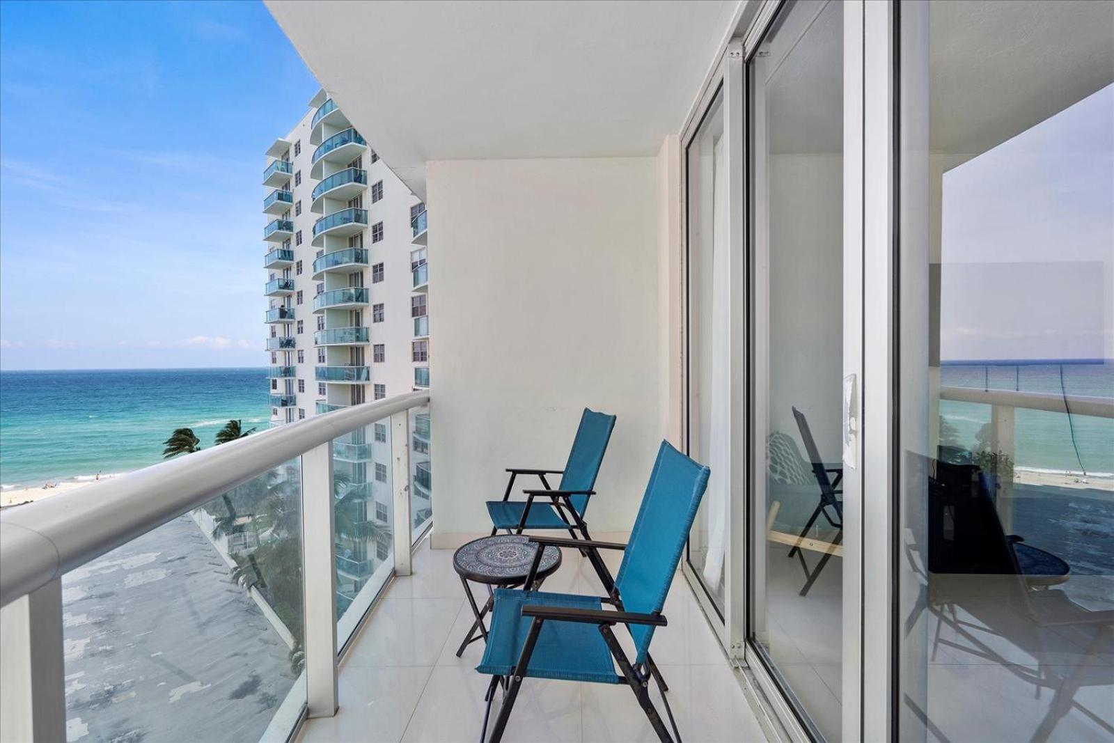 Beachfront 2 Bedroom At Tides Hollywood 8Th Floor المظهر الخارجي الصورة